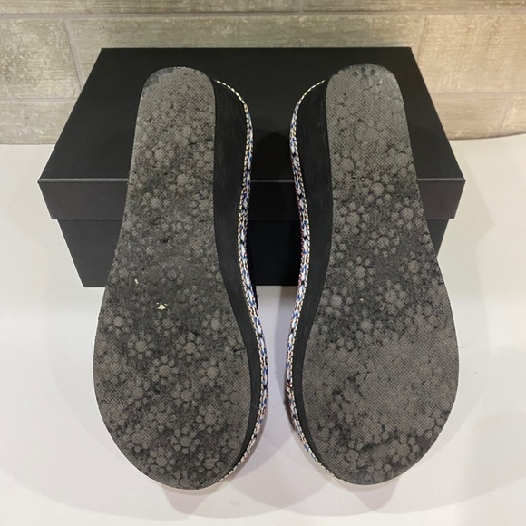 Rocket Dog Wedge-Aztec Pattern Trim- Flip Flop- Sze 8-8.5 - Picture 11 of 14